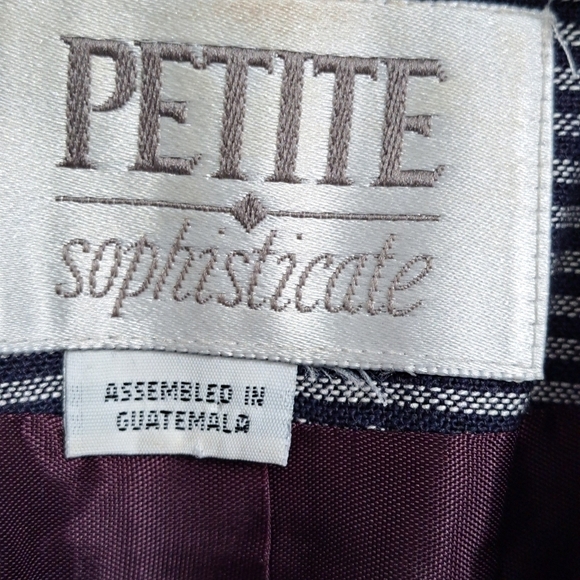 BCX Women's Grey Pinstripe Blazer   Size M - Picture 5 of 5